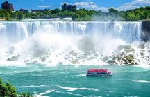 Small Group Tour of Niagara with Boat Cruise from Toronto