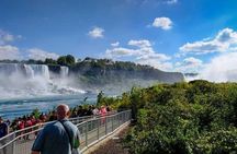 Small Group Tour of Niagara with Boat Cruise from Toronto