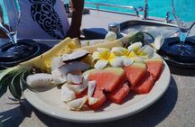 Toa Boat Bora Bora Private Lagoon tour with Lunch on Entertainer Bar Boat