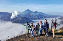 1 Day - Amazing Bromo Sunrise tour with 7 spots // 00.30 -13.00