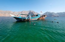 Full-Day Dhow Cruise in Khasab Musandam