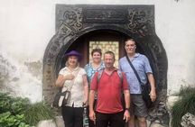 Classic Shanghai 8h Private Tour-Yuyuan Garden,The Bund+TV Tower Optional