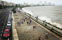 Mumbai City Tour in Public Transportation