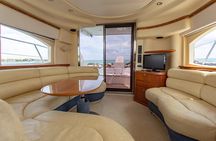 3-Hour 42' Azimut Private Yacht with Snacks & Open Bar.