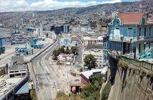 Private walking tour in Valparaíso