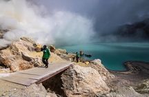 Ijen Crater Tour From Bali 1 Day