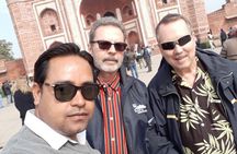 Taj Mahal & Agra Fort tour by Superfast Train Gatimaan Express