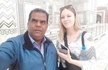 Delhi-Agra Private Car Tour