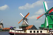 VIP tour: Private full-day tour of the Netherlands with luxury vehicle