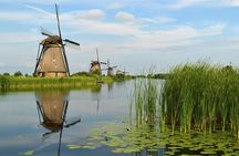 VIP tour: Private full-day tour of the Netherlands with luxury vehicle