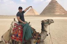 Giza’s Grandeur – Great Pyramids, Memphis & Saqarra