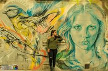 Montevideo: Walking Tour with Photographer and Audioguide