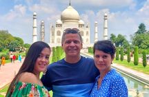 Taj Mahal Private Guided Tour from Delhi with Tickets + Food
