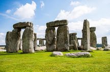Stonehenge and Salisbury Cathedral Private Tour from Southampton