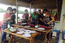 Hoi An Basket Boat Tour & cooking class(local market, boating, fishing crab...)