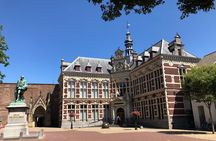 Amsterdam Castle & Utrecht City - Private Day Tour