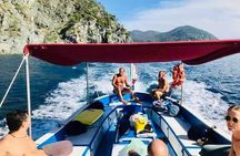 Afternoon Boat Tour to Cinque Terre with brunch on board
