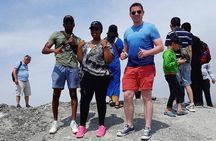 Small-Group Day Trip to Gobustan, Mud Volcanoes, Ateshgah & Yanar Dagh