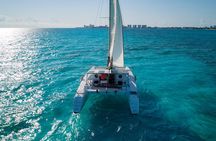 Private Catamaran from Cancun to Isla Mujeres | For up to 40 pp