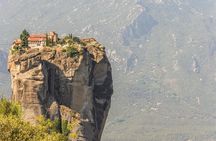 Spectacular Meteora Monasteries and Hermit Caves Private Trip