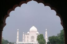 Agra Full Day City Tour with Walking Tour at Spice Market