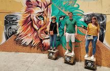 Private Tour in Comuna 13 + Exotic Fruit Tasting & Cable Car Ride