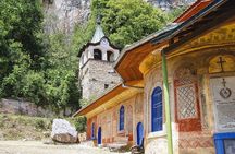 Tours to monasteries and waterfalls around Veliko Tarnovo