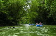Small Group Twilight Wildlife Boat Tour in La Fortuna