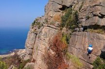 Discover a corner of nature through an initiation to climbing!
