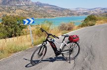 Wine, Tapas & Lake Zahara by e-bike incl Ronda pickup (full day)
