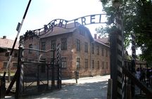 Auschwitz Birkenau Museum and Salt Mine All Inclusive DAY TRIP with Local Guides