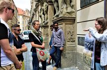 Prague Old Town, Medieval Underground and Dungeon Historical Tour