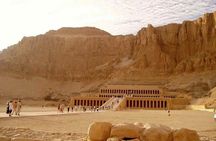 From Hurghada: Day Trip to visit Luxor and Valley of the Kings