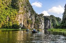 Ninh Binh Day Tour: Hoa Lu - Tam Coc - Mua Cave via Boat & Bike