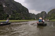 Ninh Binh Day Tour: Hoa Lu - Tam Coc - Mua Cave via Boat & Bike