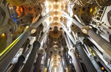 Best of Barcelona and Sagrada Familia Tour with Priority Access