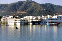6 Days Golden Triangle Tour with Udaipur : Delhi, Agra, Jaipur