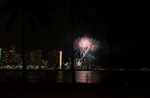 Waikiki Fireworks Dinner Cruise: Sail & Sparkle on Friday Nights