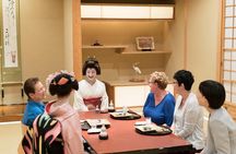 Private Dinner with Maiko and Geiko in Kyoto