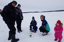 Ice fishing by car with hot beverages at Pyhä-Luosto