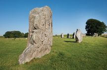 Stonehenge, Avebury,Cotswolds. Small group day tour from Bath