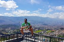 Private Tour Comuna 13 with Cable Car Ride