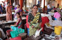 Experience the Off Beat and Alternative Tour of Mumbai!