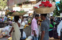 Experience the Off Beat and Alternative Tour of Mumbai!