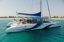 Lounge Catamaran SODADE Half-Day (Adults Only)