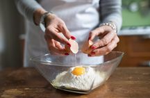 La Spezia: Pasta & Tiramisu Class in a Local Home by Cesarine