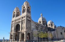 Authentic visit of Marseille