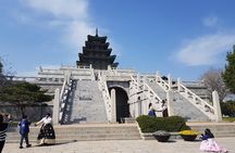 Korean Palace and Market Tour in Seoul Including Insadong and Gyeongbokgung Palace