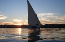 1-Hour Private Felucca on the Nile River With Lunch