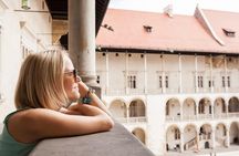 Krakow Skip The Line Wawel Castle & Old Town Guided Tour